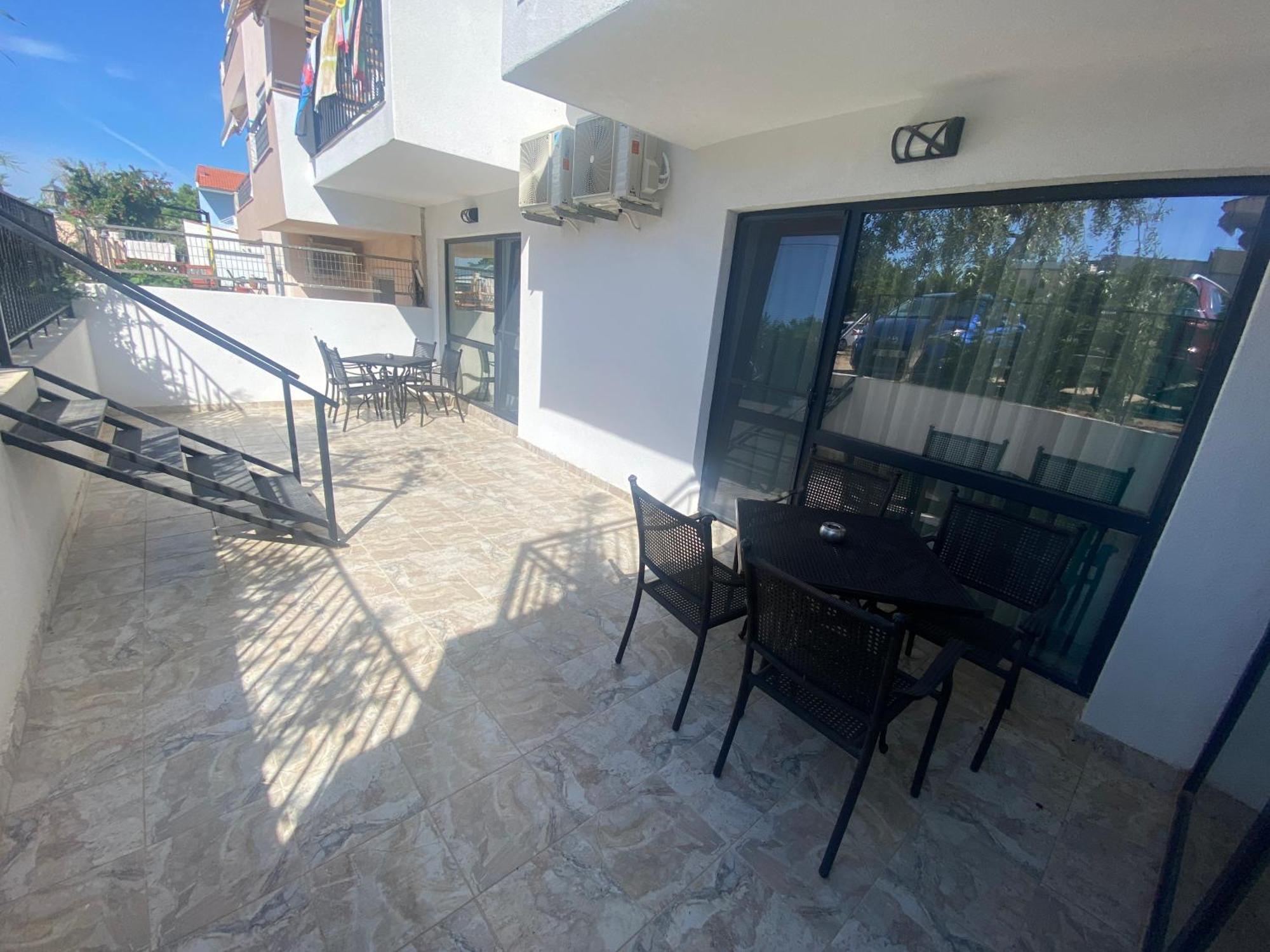 Opalium Beach Front Suites Potos Exterior foto