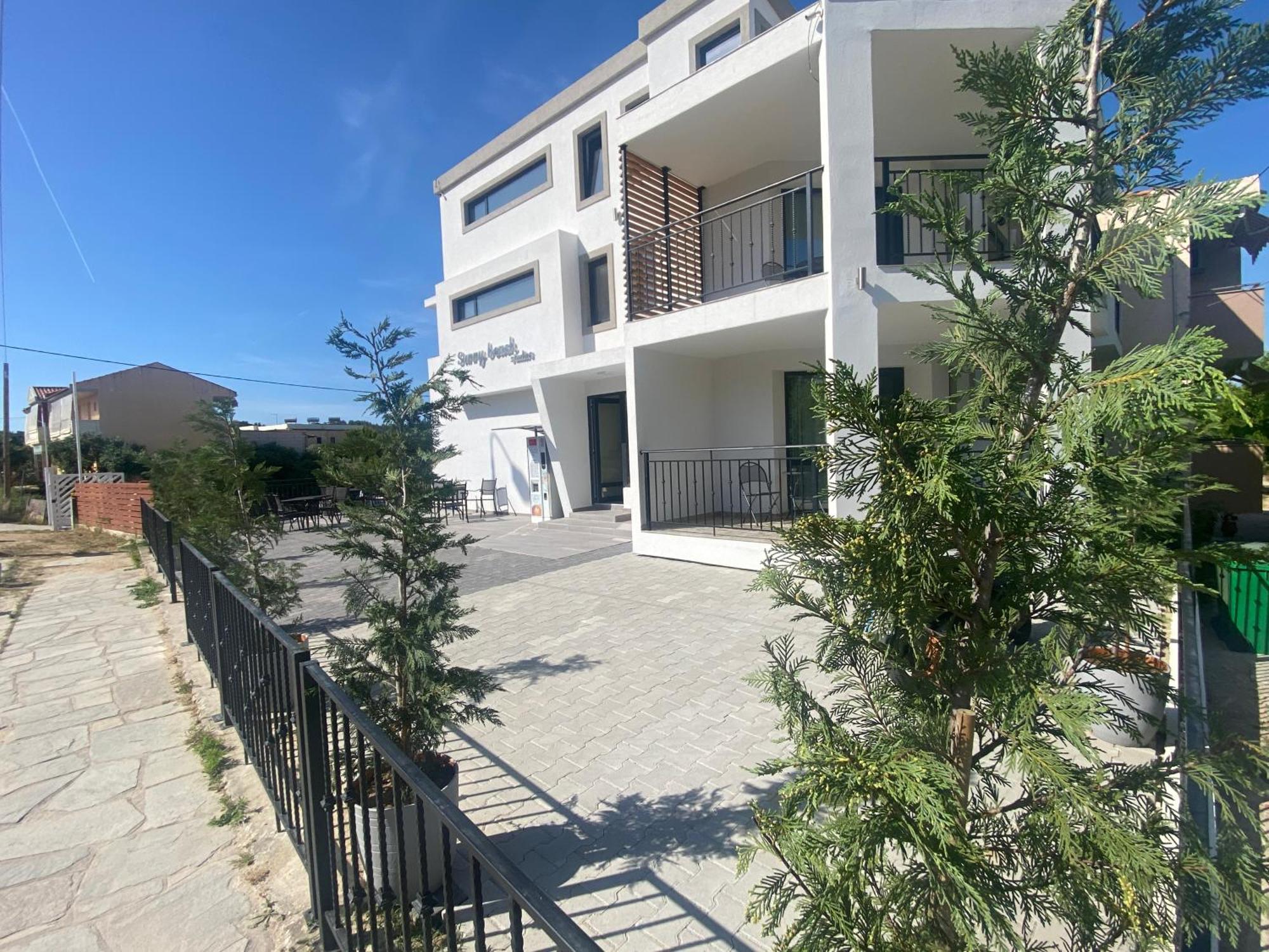 Opalium Beach Front Suites Potos Exterior foto