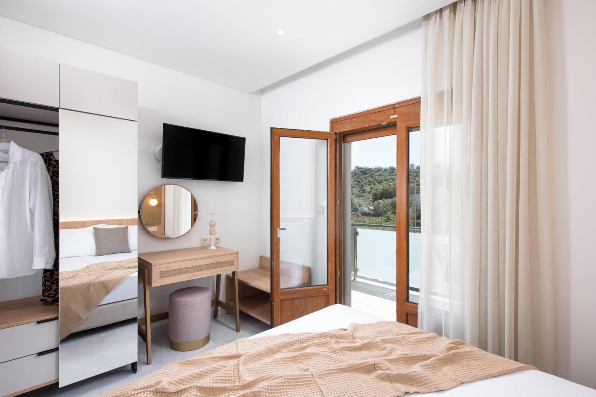 Opalium Beach Front Suites Potos Exterior foto
